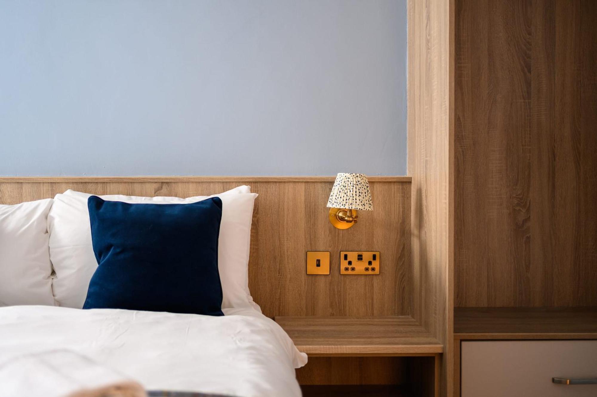 Queen Charlotte Guesthouse Единбург Екстериор снимка