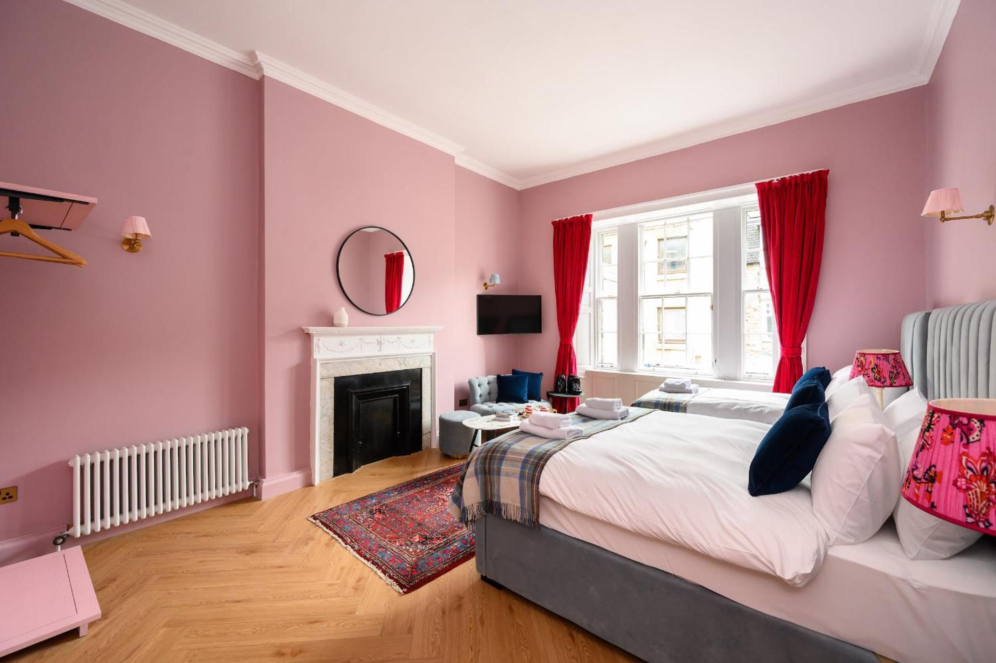 Queen Charlotte Guesthouse Единбург Екстериор снимка