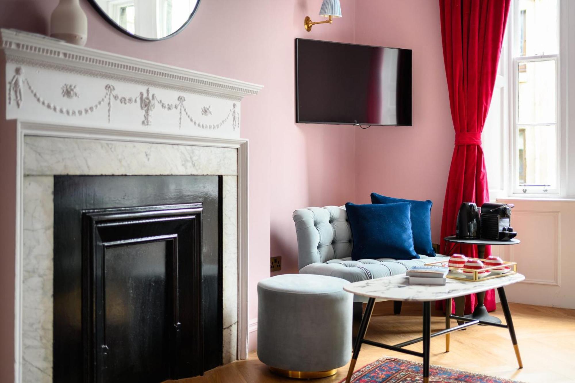 Queen Charlotte Guesthouse Единбург Екстериор снимка